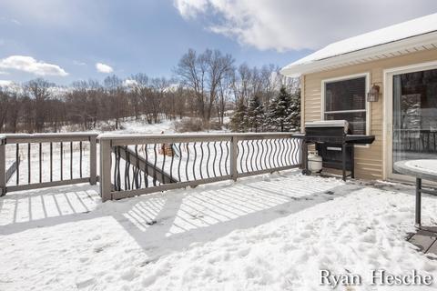 4013 Amazon Dr, Lowell, MI 49331 photo 5