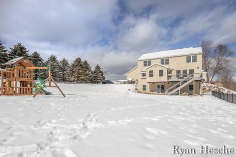 4013 Amazon Dr, Lowell, MI 49331 photo 6