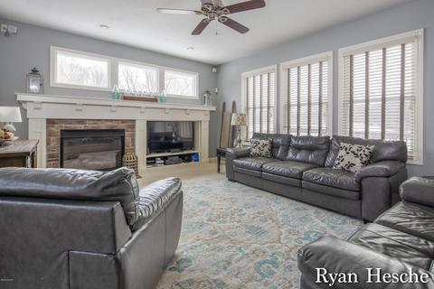 4013 Amazon Dr, Lowell, MI 49331 photo 8