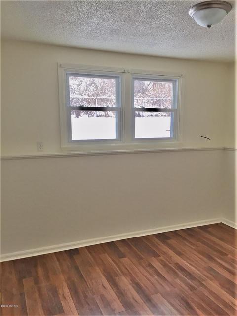 521 Bailey Dr, Big Rapids, MI 49307 photo 8