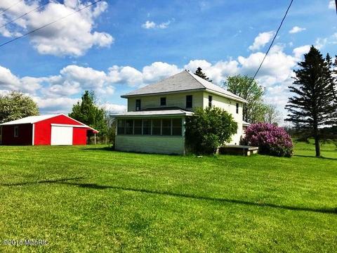 3484 E 13 Mile Rd, Paris, MI 49338 photo 1