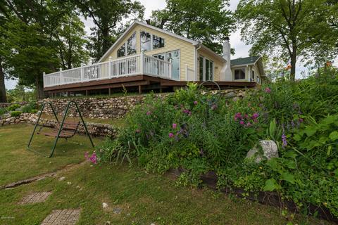 12201 Islandview Dr, Plainwell, MI 49080 photo 69