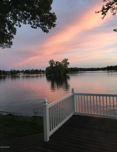 12201 Islandview Dr, Plainwell, MI 49080 photo 78