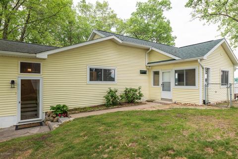 12201 Islandview Dr, Plainwell, MI 49080 photo 56