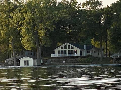 12201 Islandview Dr, Plainwell, MI 49080 photo 1