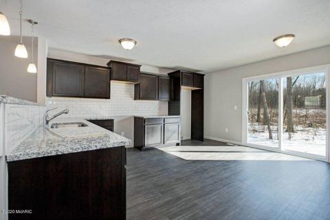 59609 Silvergrass Dr, Mattawan, MI 49071 photo 5