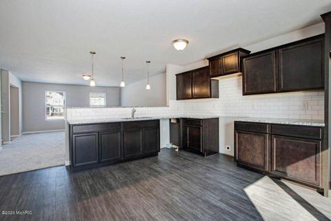 59609 Silvergrass Dr, Mattawan, MI 49071 photo 4