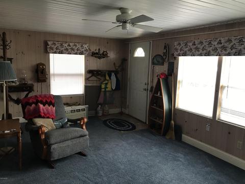 4660 Newell Dr, Reading, MI 49274 photo 8