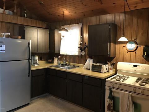 4660 Newell Dr, Reading, MI 49274 photo 12