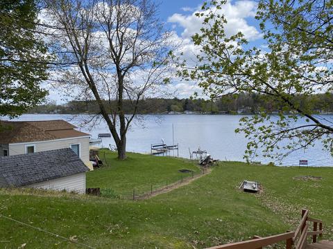 4660 Newell Dr, Reading, MI 49274 photo 3