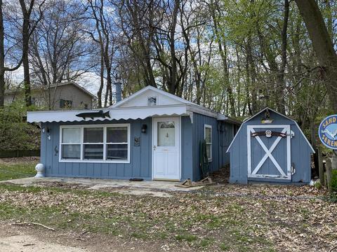 4660 Newell Dr, Reading, MI 49274 photo 2