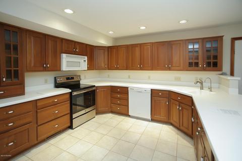 230 2nd Ave, Plainwell, MI 49080 photo 3
