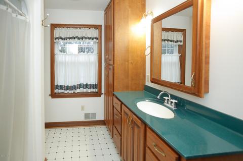 230 2nd Ave, Plainwell, MI 49080 photo 26