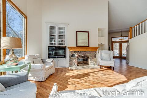 6060 Sagebrook Dr NE, Ada, MI 49301 photo 9