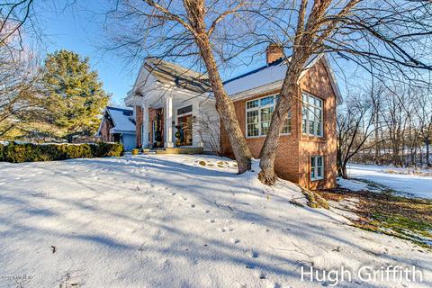 6060 Sagebrook Dr NE, Ada, MI 49301 photo 3