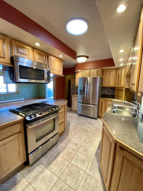 20555 E Michigan Ave, Marshall, MI 49068 photo 4