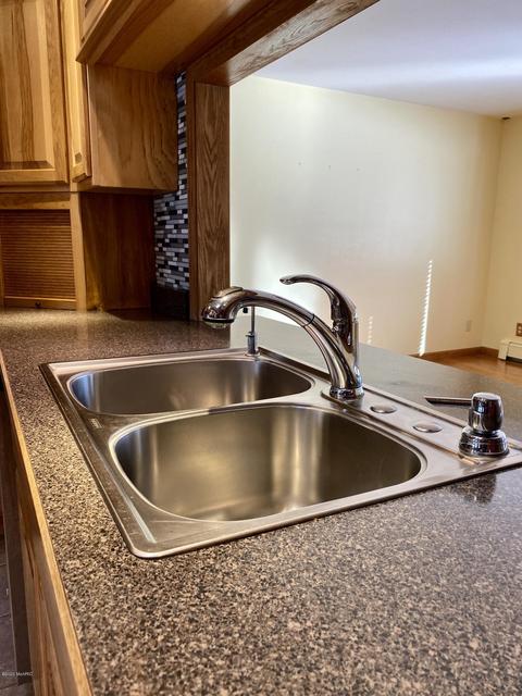 20555 E Michigan Ave, Marshall, MI 49068 photo 9