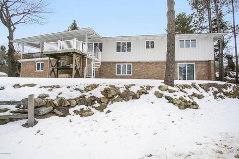 723 N 22nd Ave, Mears, MI 49436 photo 7