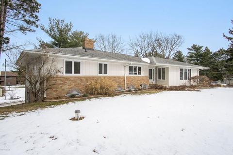 723 N 22nd Ave, Mears, MI 49436 photo 6