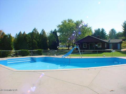 723 N 22nd Ave, Mears, MI 49436 photo 46