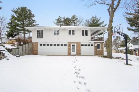 723 N 22nd Ave, Mears, MI 49436 photo 9