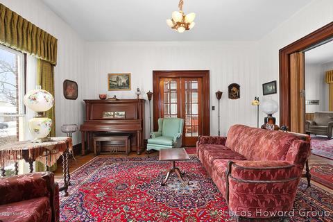 218 E Washington St, Ionia, MI 48846 photo 12