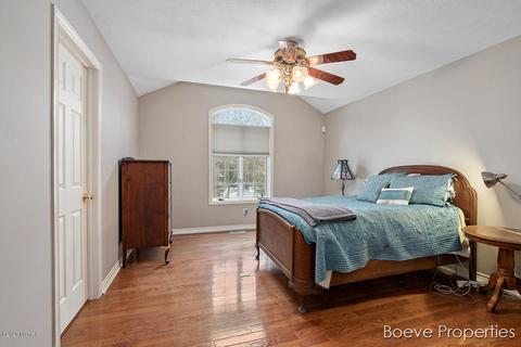 7410 Pine Bluff Dr, Spring Lake, MI 49456 photo 16