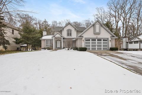 7410 Pine Bluff Dr, Spring Lake, MI 49456 photo 3