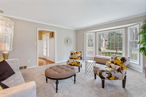 1239 Oakhampton Rd, Holland, MI 49424 photo 7