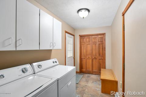 1685 Gee Dr SE, Lowell, MI 49331 photo 19