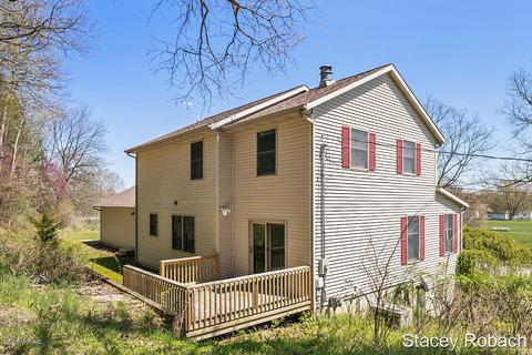 1685 Gee Dr SE, Lowell, MI 49331 photo 27