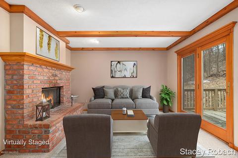 1685 Gee Dr SE, Lowell, MI 49331 photo 9