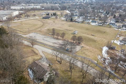 1685 Gee Dr SE, Lowell, MI 49331 photo 36