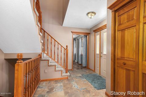 1685 Gee Dr SE, Lowell, MI 49331 photo 7