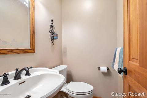 1685 Gee Dr SE, Lowell, MI 49331 photo 11