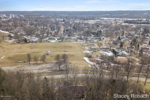1685 Gee Dr SE, Lowell, MI 49331 photo 37