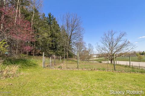 1685 Gee Dr SE, Lowell, MI 49331 photo 30
