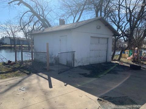 116 River Dr, Three Rivers, MI 49093 photo 6