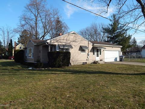 1301 E Hatch St, Sturgis, MI 49091 photo 3