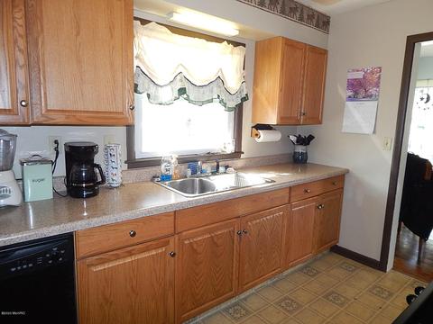 1301 E Hatch St, Sturgis, MI 49091 photo 17