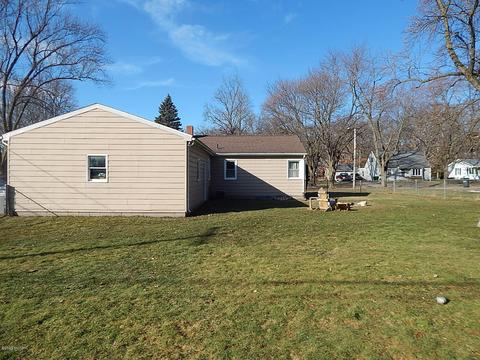 1301 E Hatch St, Sturgis, MI 49091 photo 6