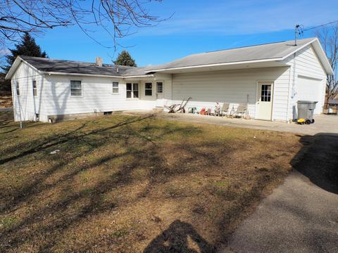 4115 18th St, Dorr, MI 49323 photo 1