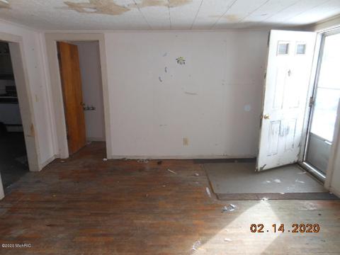 2894 W Sidney Rd, Sidney, MI 48885 photo 4