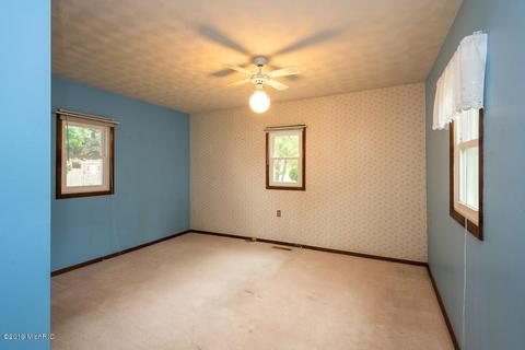 9010 Third St, Baroda, MI 49101 photo 13