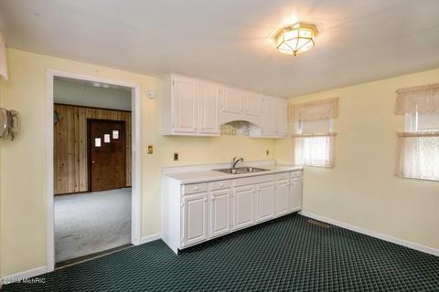 9010 Third St, Baroda, MI 49101 photo 8