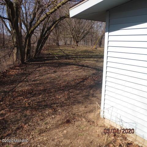 6184 Becht Rd, Coloma, MI 49038 photo 4