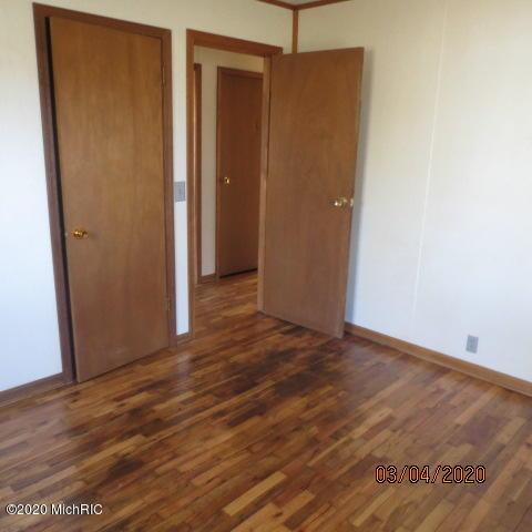 6184 Becht Rd, Coloma, MI 49038 photo 17