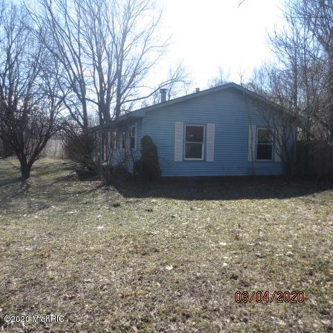 6184 Becht Rd, Coloma, MI 49038 photo 1
