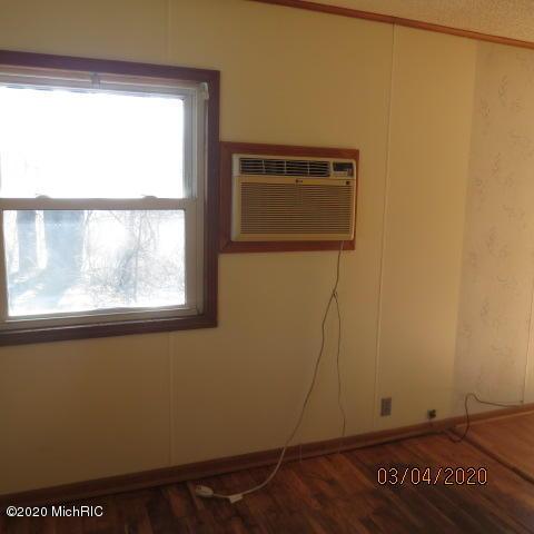 6184 Becht Rd, Coloma, MI 49038 photo 8