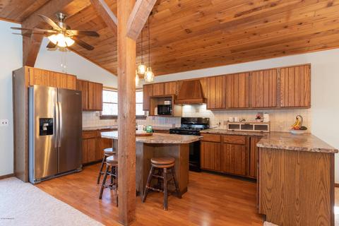 11323 Sunset Point Dr, Plainwell, MI 49080 photo 16